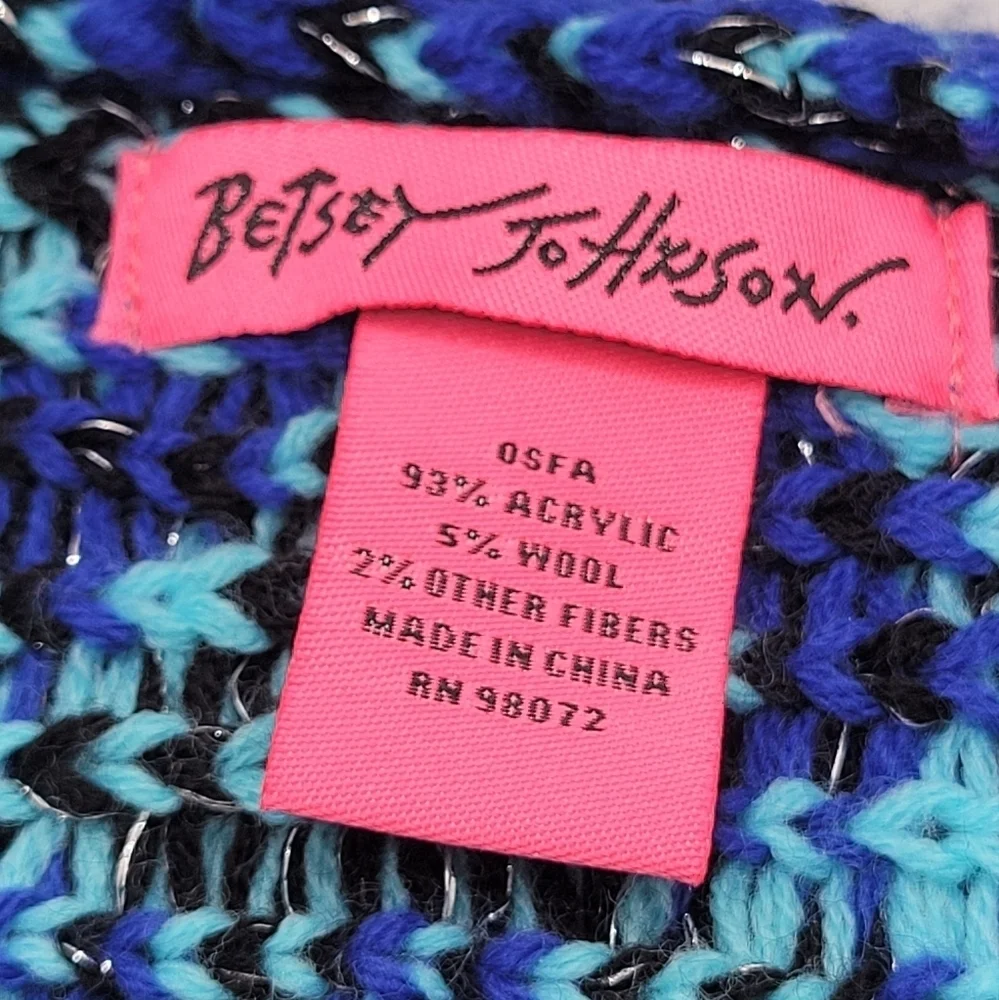 BETSEY JOHNSON Wool Blend Infinity Knit Multicolor Rose Scarf, EUC